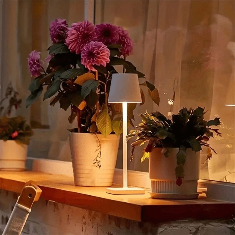 Luminária de Led Suiça com Acendimento ao Toque Branco