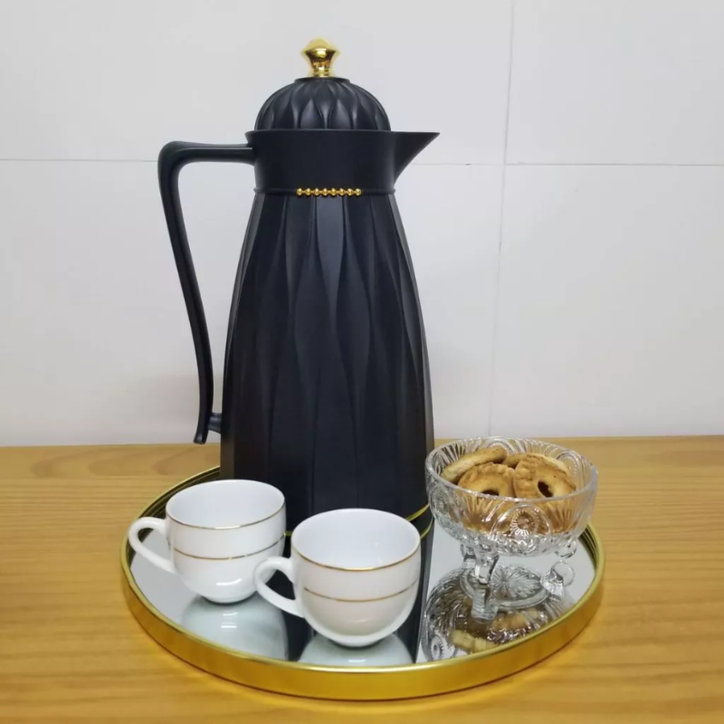 Garrafa Térmica de Café Paris - Preta e Dourada 1L