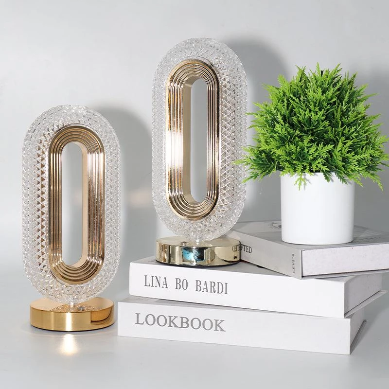 Luminária de Led Londres com Acendimento ao Toque Dourado