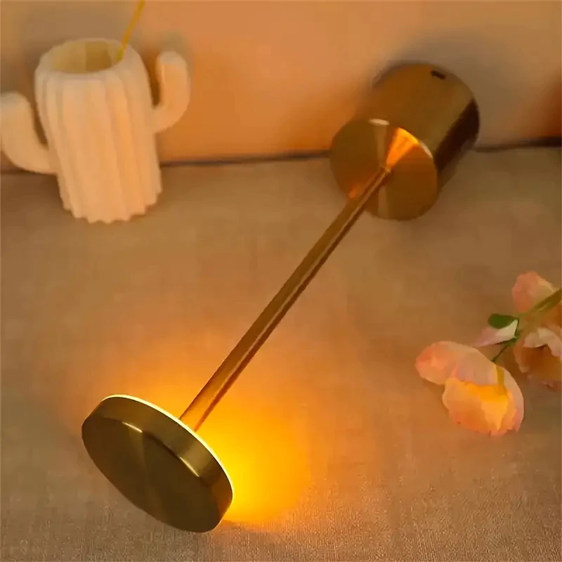 Luminária de Led Paris com Acendimento ao Toque