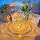 Luminária de Led Lua com Acendimento ao Toque Dourado