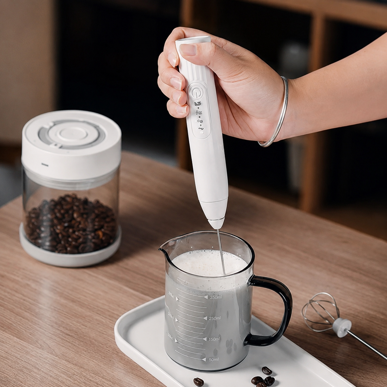 Mixer Elétrico Recarregável para Bebidas 2 em 1