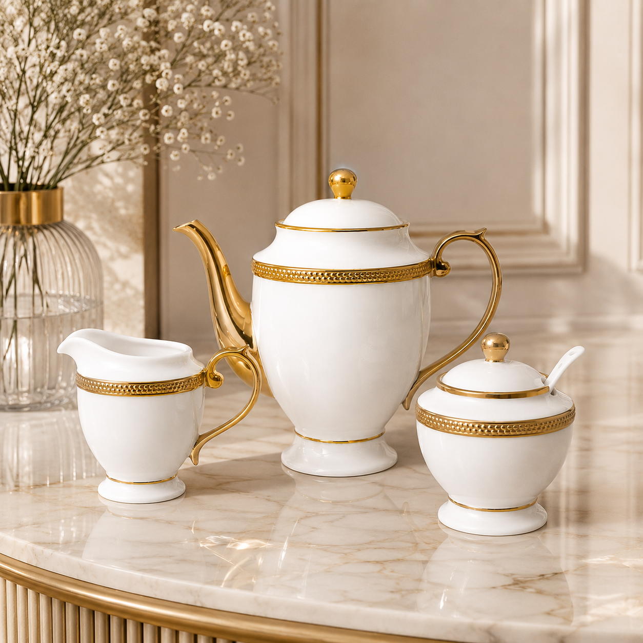 Conjunto de Café e Chá Imperial Branco e Dourado