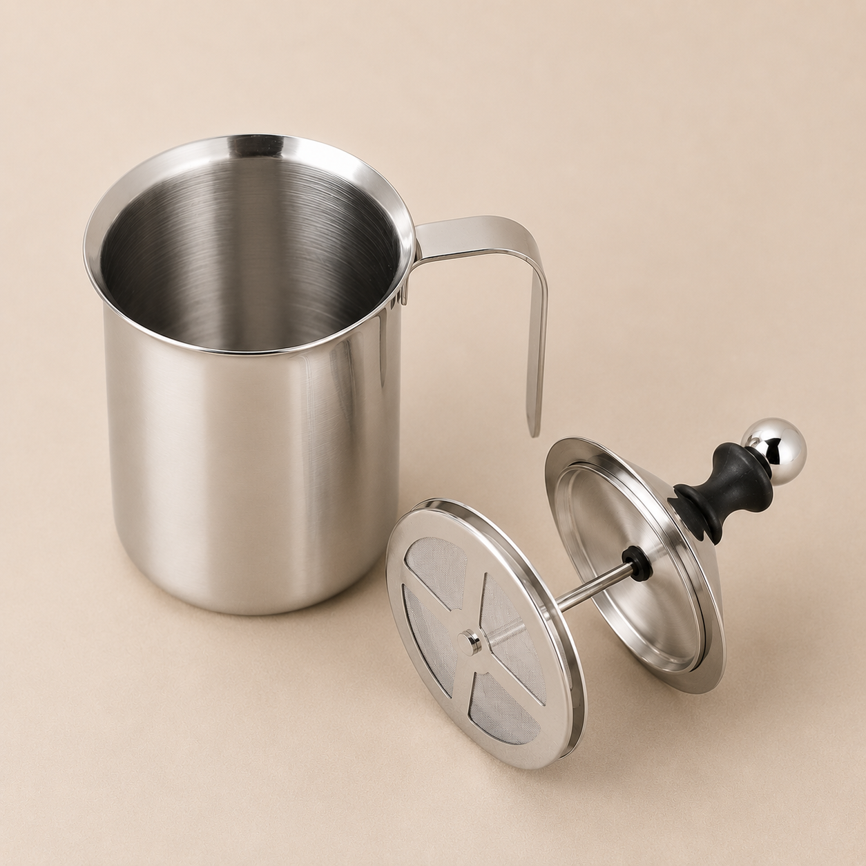 Cremeira de Leite em Inox para Café Cremoso