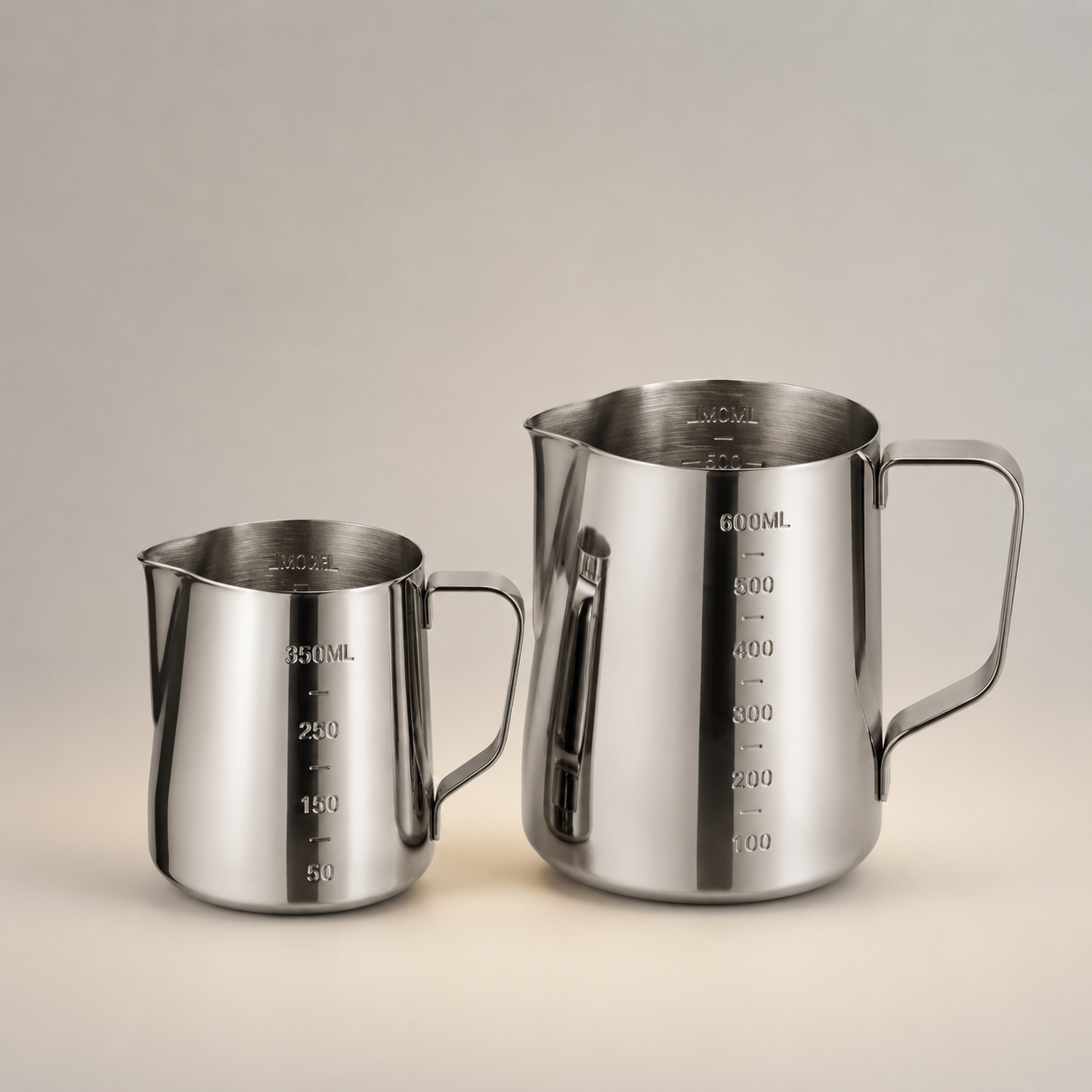 Jarra Barista Milano em Inox com Medidor