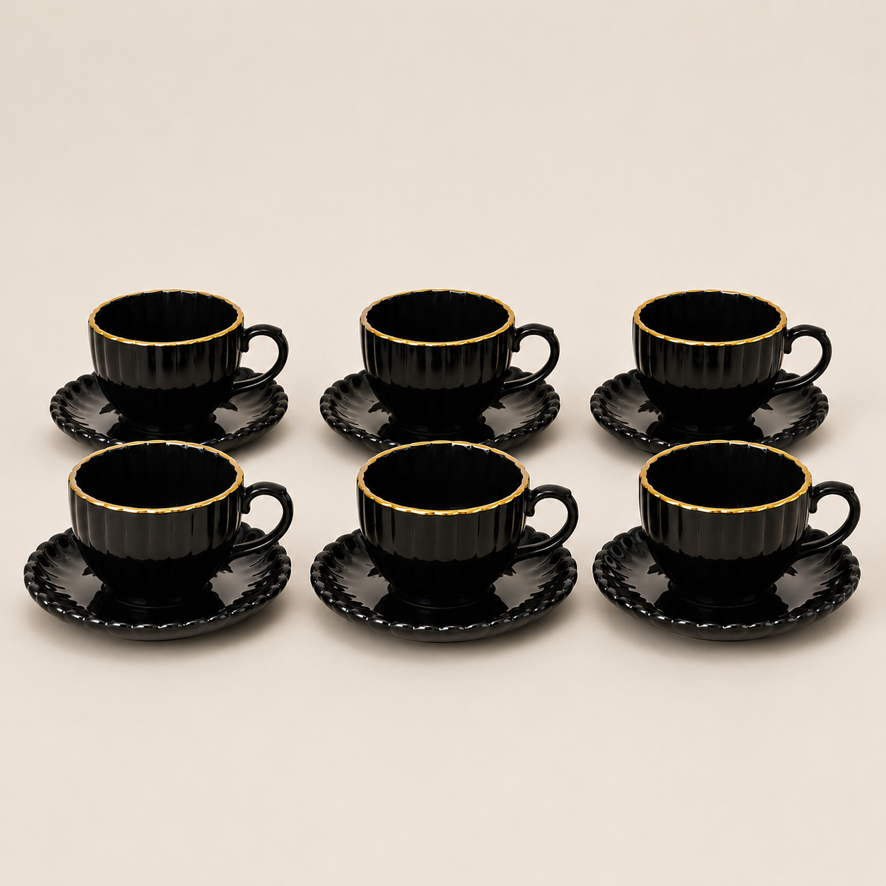 Xícaras de Café Ônix com Borda Dourada 100ml